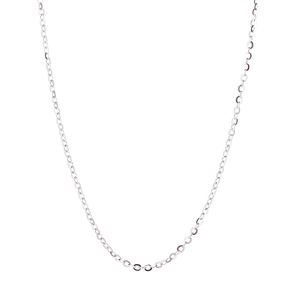 Klassische 925er Sterlingsilber Gliederkette mit polierten Gliedern auf weißem Grund