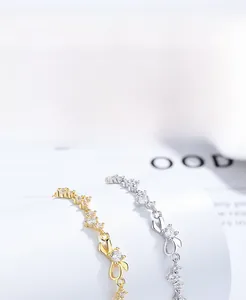 Detailansicht der S925 Sterling Silber Schleife Armbänder mit Zirkon in Gold und Silber