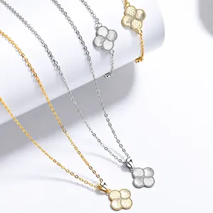 Set gioielli quadrifoglio in argento 925 con collane e bracciali in oro e argento