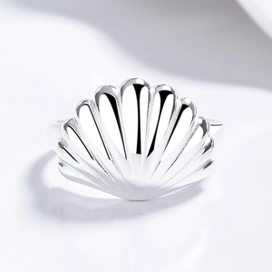 Elegant 925 sterling silver shell shaped open ring with detailed seashell texture