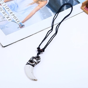 Vintage woven resin elephant head pendant necklace with ethnic tribal style for men