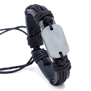 Punk Vintage mehrlagiges schwarzes Lederarmband mit gravierbarer Metallplatte für Herren