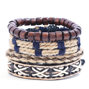 Bracelet Vintage en Cuir de Vache pour Hommes Corde de Chanvre Tissée Perles en Bois Punk Multicouche Ajustable Bracelet à Breloques en Métal Bijoux