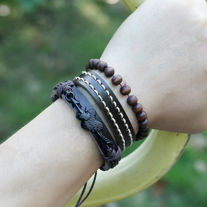 Vintage geflochtenes Lederarmband-Set für Herren mit Pfeil-Anhänger und Holzperlen