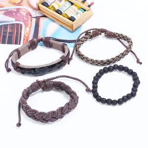 Vintage arrow through heart multilayer leather bracelet set for men with black beads