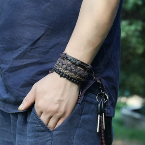 Men's retro layered braided leather bracelet set with wooden beads and arrow charm