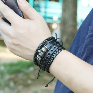 Set de bracelets punk en cuir pour homme avec crânes en métal vintage et cordons tressés