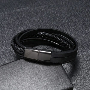 Mehrlagiges schwarzes geflochtenes Lederarmband für Herren mit Magnetverschluss