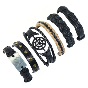 Bracelet en Cuir Tissé Rétro pour Hommes Punk Multicouche Cuir de Vache Corde de Chanvre Alliage Gouvernail Coeur Bijoux de Mode