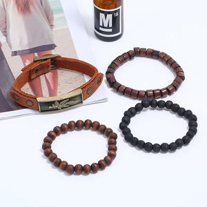 Retro DIY multi-layer leather bracelet set with wooden beads and alloy maple leaf charm
