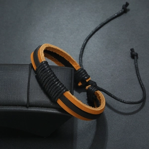 Retro braided genuine leather bracelet for men and women with adjustable cord closure