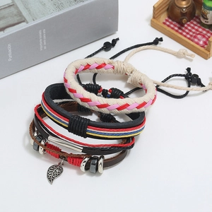 Ensemble de bracelets bohèmes en cuir fait main avec pendentif feuille et perles colorées