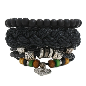Vintage Punk Braided Synthetic Leather Bracelet Set For Men Handcrafted Wood Beads Alloy Heart Pendant Multilayer Jewelry