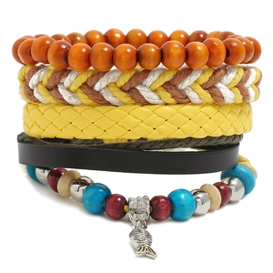 Vintage Bohemian Multilayer Leather Bracelet Set For Women Men Hand-Woven Wood Beads Alloy Fish Pendant Ethnic Bracelet Jewelry Gift