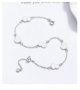Detailed macro view of 925 silver gourd bracelet with hammered texture and adjustable clasp