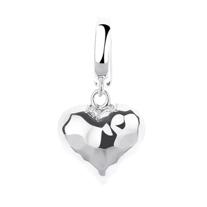 Minimalist 925 silver heart pendant with hammered texture and transparent resin casing