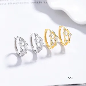Boucles d'Oreilles Créoles Étoile à Quatre Branches en Argent Sterling S925 pour Femmes Minimaliste Zirconia Bijoux Cadeau
