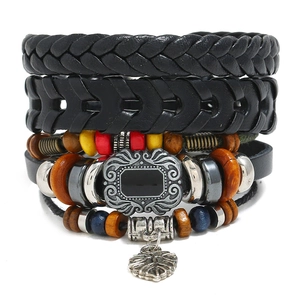 Vintage Multilayer Cowhide Wood Beads Bracelet Set For Men Women Leaf Pendant Ethnic Bohemian Braided Wristband Jewelry