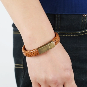Bracelet tressé en cuir marron vintage pour homme avec fermoir magnétique en bronze