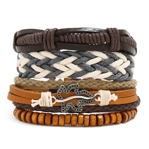 Punk Vintage Braided Cowhide Leather Bracelet Multi-layer Handmade Leaf Charm Wood Bead Adjustable Jewelry Wristband For Unisex