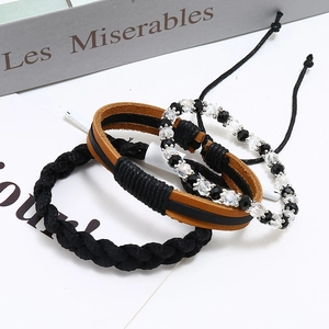 Ensemble de 3 bracelets style punk avec corde de chanvre, cuir et perles de cristal