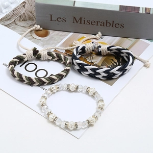 Dreiteiliges handgefertigtes Armband-Set mit Kristallperlen und geflochtenen Seilen
