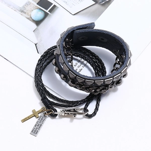Herren Punk Lederarmband Set mit Metallkreuz Anhänger und gravierter Platte auf Magazin