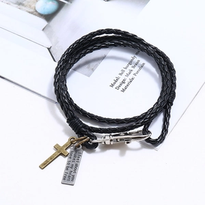 Punk-Stil mehrlagiges geflochtenes Lederarmband-Set mit Kreuz und gravierten Anhängern
