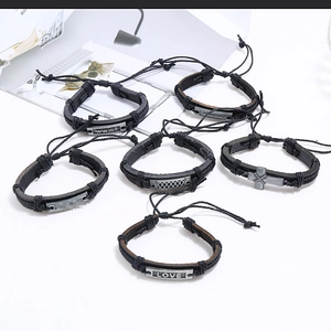 Set de bracelets pour hommes en cuir rétro avec cordes tressées et charmes en métal vintage