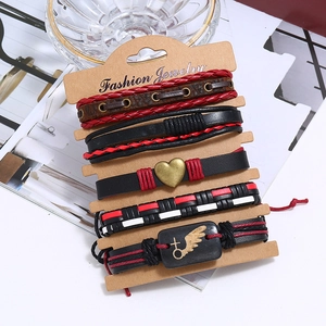 Lot de 5 bracelets punk en cuir tressé multicouches avec breloques ailes et cœur