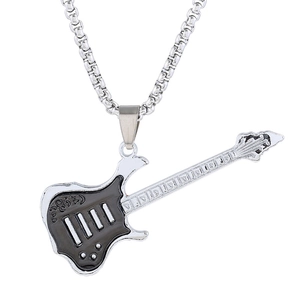Collier pour homme avec pendentif guitare électrique en acier inoxydable et chaîne box