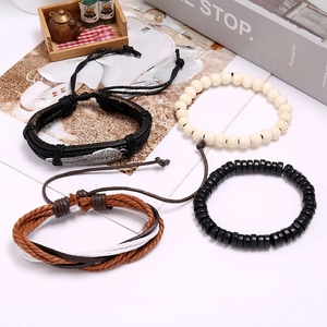 Set di bracciali vintage in pelle intrecciata con ciondoli a perline in stile etnico