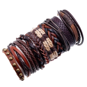 Bracelet Vintage Multicouche en Cuir de Vachette Corde Tressée à la Main Chanvre Réglable Punk Bohémien Unisexe Bijoux de Mode Combinaison