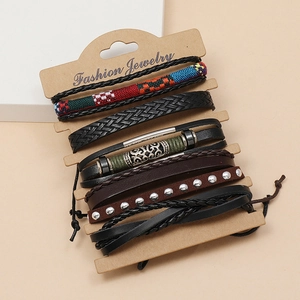 Ensemble de bracelets en cuir rétro multicouches avec cordes tressées et charmes