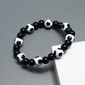Bracelet de perles de football pour hommes avec motif ballon noir et blanc et cordon