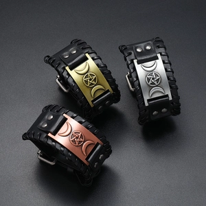 Vintage geflochtenes Herren-Lederarmband mit Bronze-, Silber- und Gold-Pentagramm-Platten