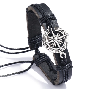Bracelet Boussole Tressé en Cuir de Vachette Noir pour Hommes Vintage Pendentif Boussole en Alliage Réglable Bijoux Punk Tissés Main