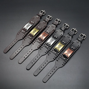 Vintage Punk Lederarmband Set mit Pentagramm und Mond Metallanhängern für Herren