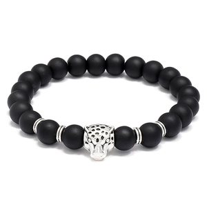 Bracciale in Perline di Vetro Nero Opaco Punk Con Pendente Testa di Tigre in Lega Argentata Gioielli da Mano Retrò Unisex Regalo Uomo Donna