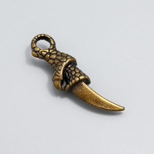 Vintage bronze alloy dragon claw pendant with scale texture for DIY jewelry making