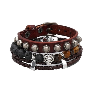 Retro multilayer men's leather bracelet set with lion head pendant and rivets