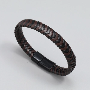 Bracciale da uomo in pelle intrecciata bicolore con chiusura magnetica nera lucida