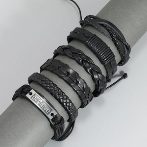 6er-Set schwarze geflochtene Lederarmbänder mit einer Metallplakette mit der Aufschrift achieve