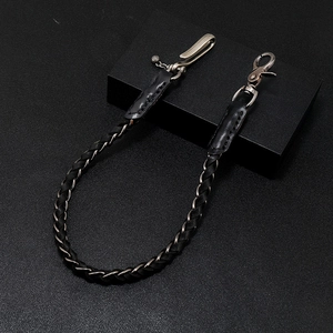 Catena per portafoglio in pelle intrecciata punk nera con chiusure in metallo argento