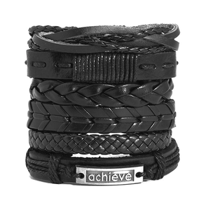 Sechsteiliges Set schwarzer geflochtener Lederarmbänder mit gravierter Metallplatte Achieve