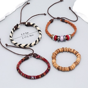 Detail showing 4-piece handmade woven bohemian bracelets with size dimensions 5.5-7cm