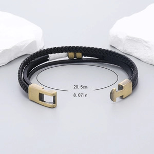 Men's multilayer braided leather bracelet with vintage bronze clasp and 20.5cm length