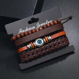 Set de 4 bracelets en cuir tressé avec breloque œil de protection et perles en bois brun