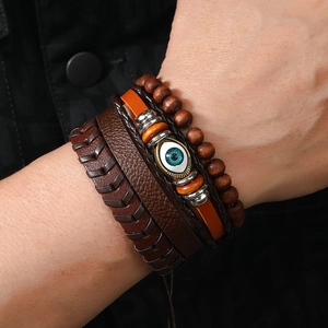 Ensemble de bracelets vintage en cuir multicouche avec œil protecteur et perles bois