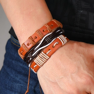 Handmade multilayer brown leather braided bracelet for men with vintage rustic style